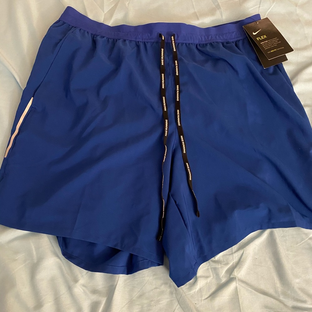 Men’s extra large dry fit shorts